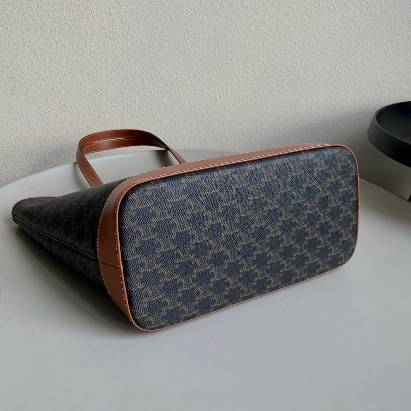 TRIOMPHE 26 TAN CALFSKIN