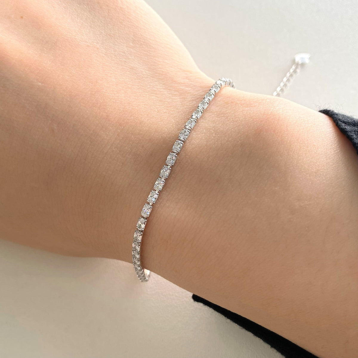 [AURORA]Elegant Emerald Cut Daily Bracelet