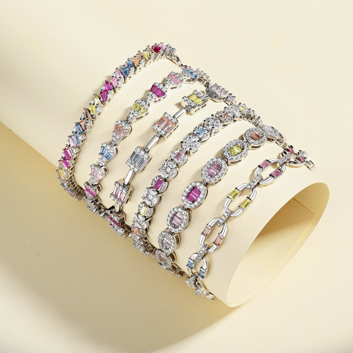 [AURORA]Dazzling Radiant Multi Cut Daily Bracelet