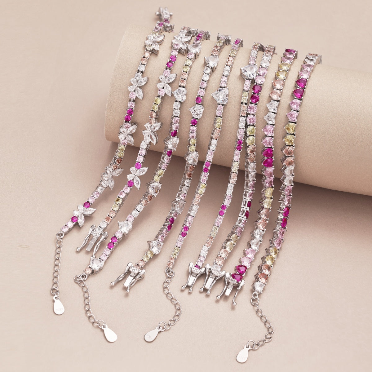 [AURORA]Sparkling Colorful Full Heart Tennis Necklace