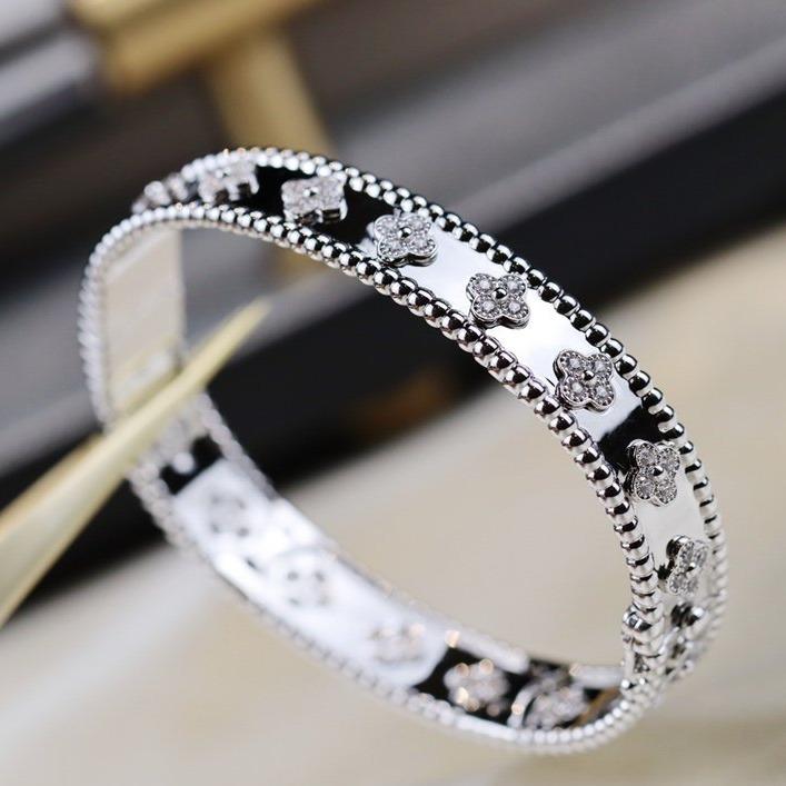 [AURORA]CLOVER BRACELET 8MM DIAMONDS
