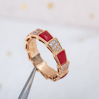 [AURORA]SERPENTI RING ROTGOLD KARNEOL DIAMANT GEPAVIERT 4MM