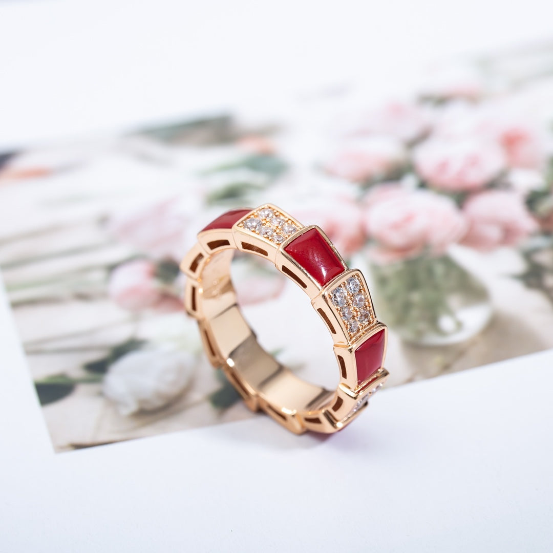 [AURORA]SERPENTI RING ROTGOLD KARNEOL DIAMANT GEPAVIERT 4MM