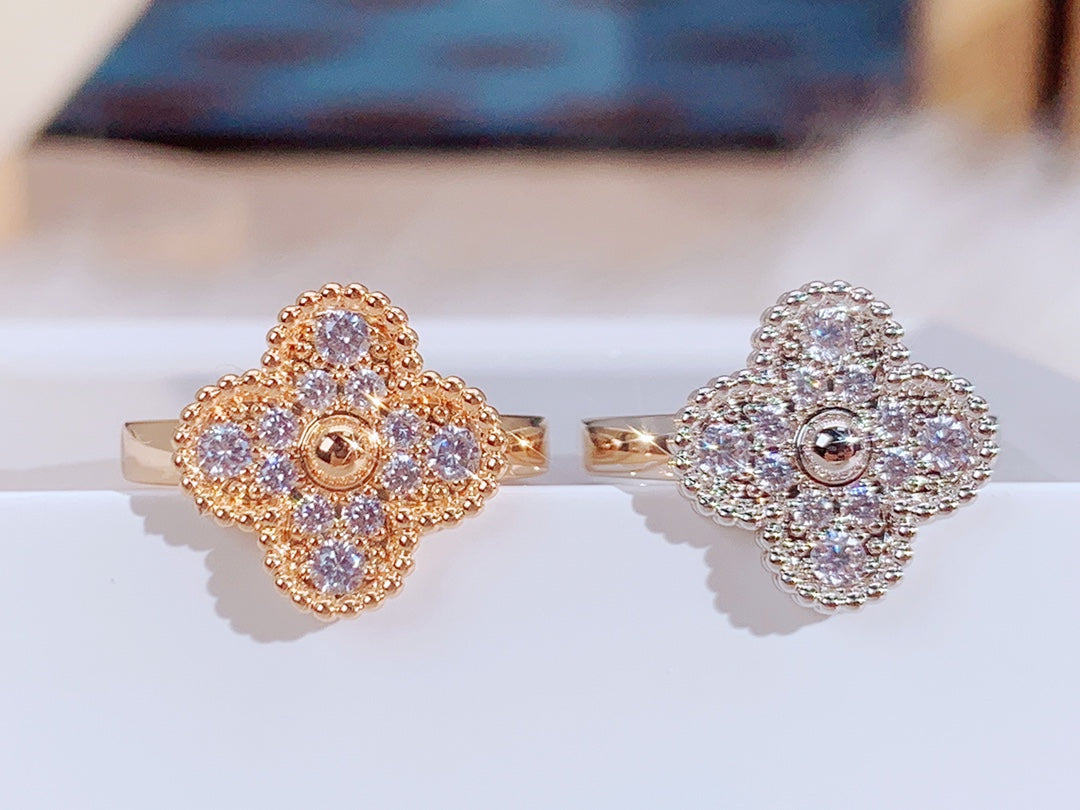 [AURORA]CLOVER DIAMOND RING