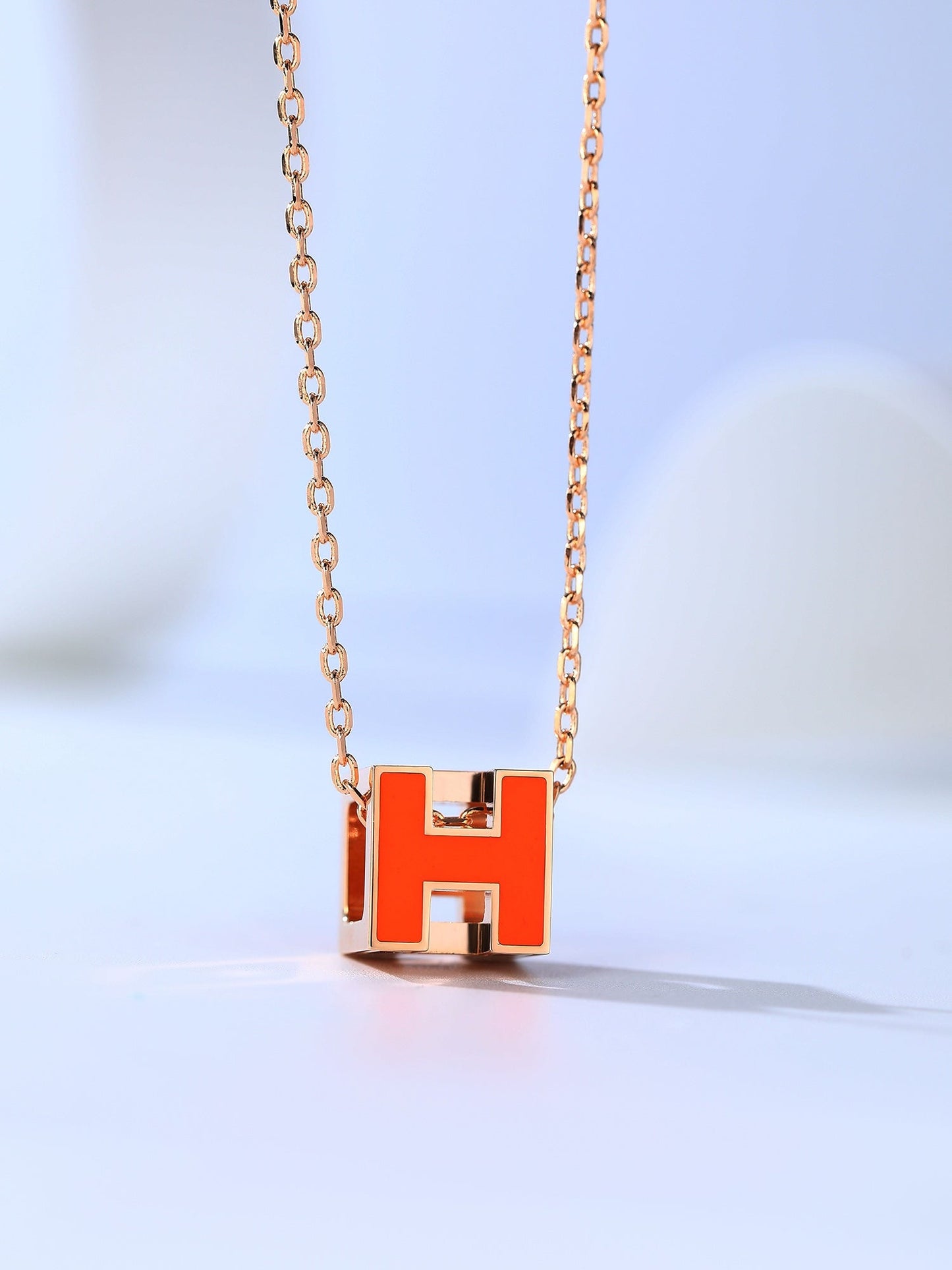 [AURORA]H CAGE PINK GOLD NECKLACE