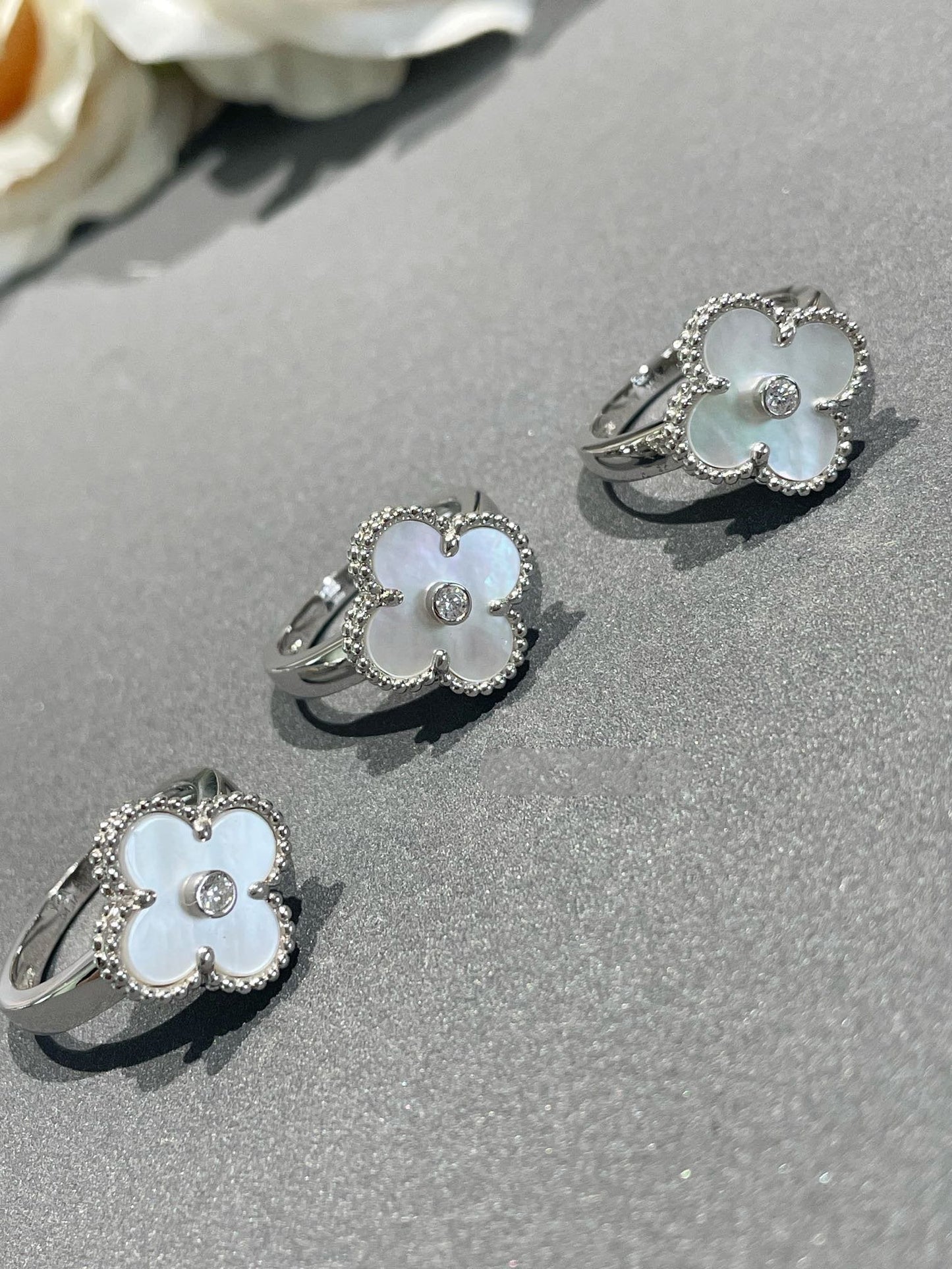 [AURORA]CLOVER SILVER MOP DIAMOND RING