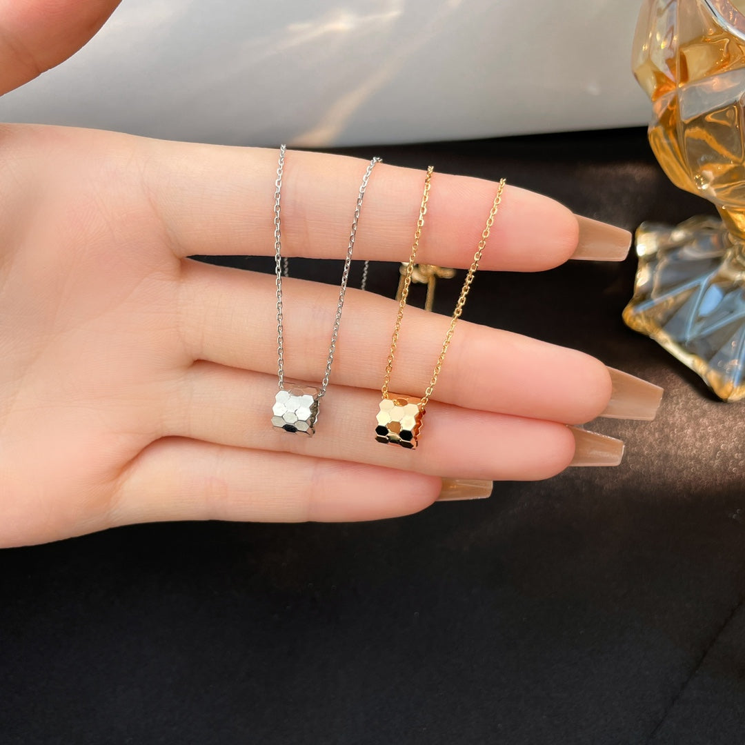 [AURORA]BEE MINI NECKLACE