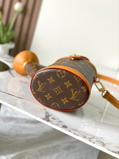 WATERING CAN BROWN WATER BOTTLE SHAPED HANDBAG