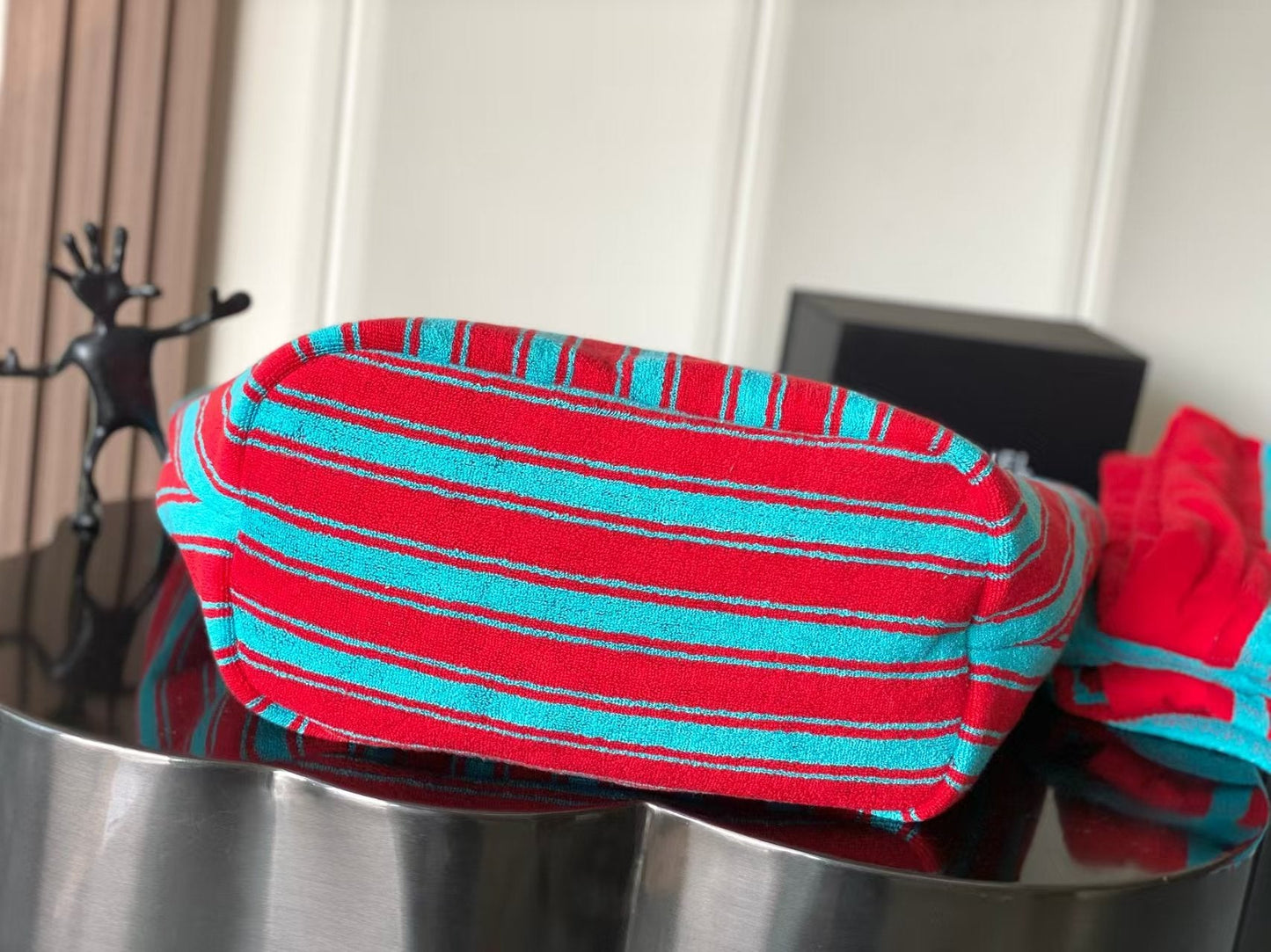 CC 26S RED AND BLUE STRIPED BEACH BAG SET