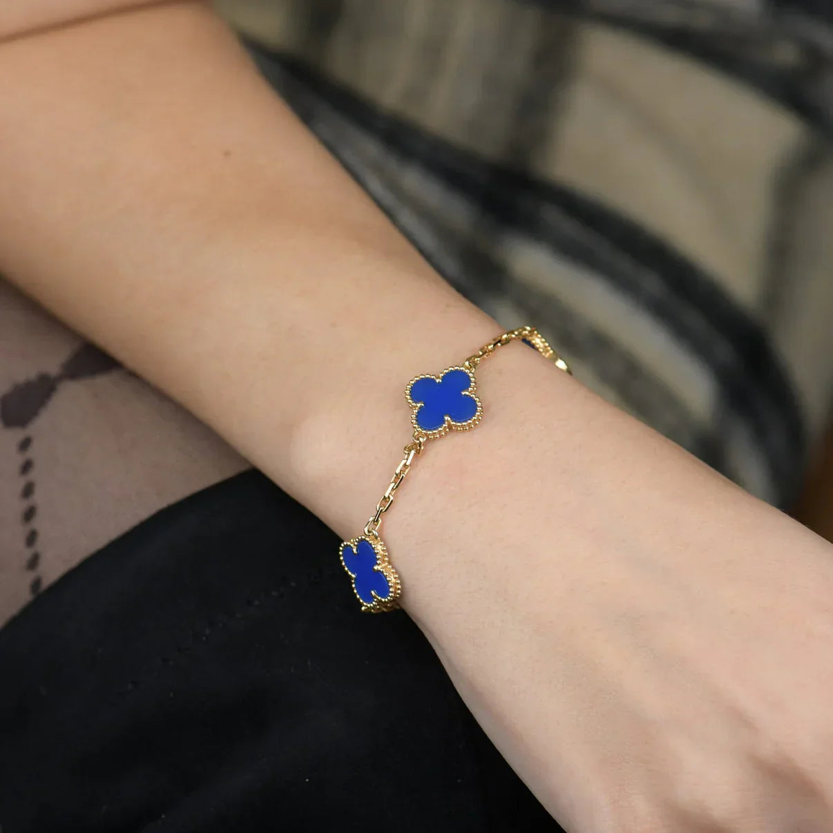 [AURORA] CLOVER 5 MOTIF BLUE AGATE BRACELET COLLECTION