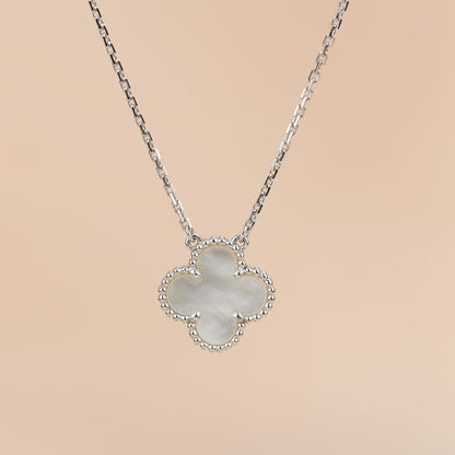 [basloveJW]CLOVER 15MM WEISS PERLMUTT SILBER