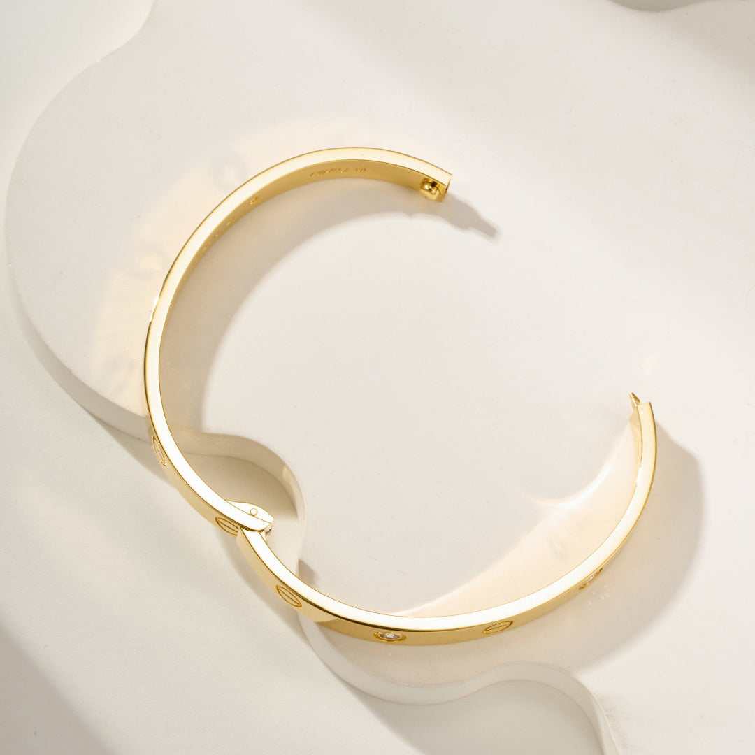 [AURORA]LOVE BRACELET 6.1MM 4 DIAMONDS NEW (SINGLE SCREW)