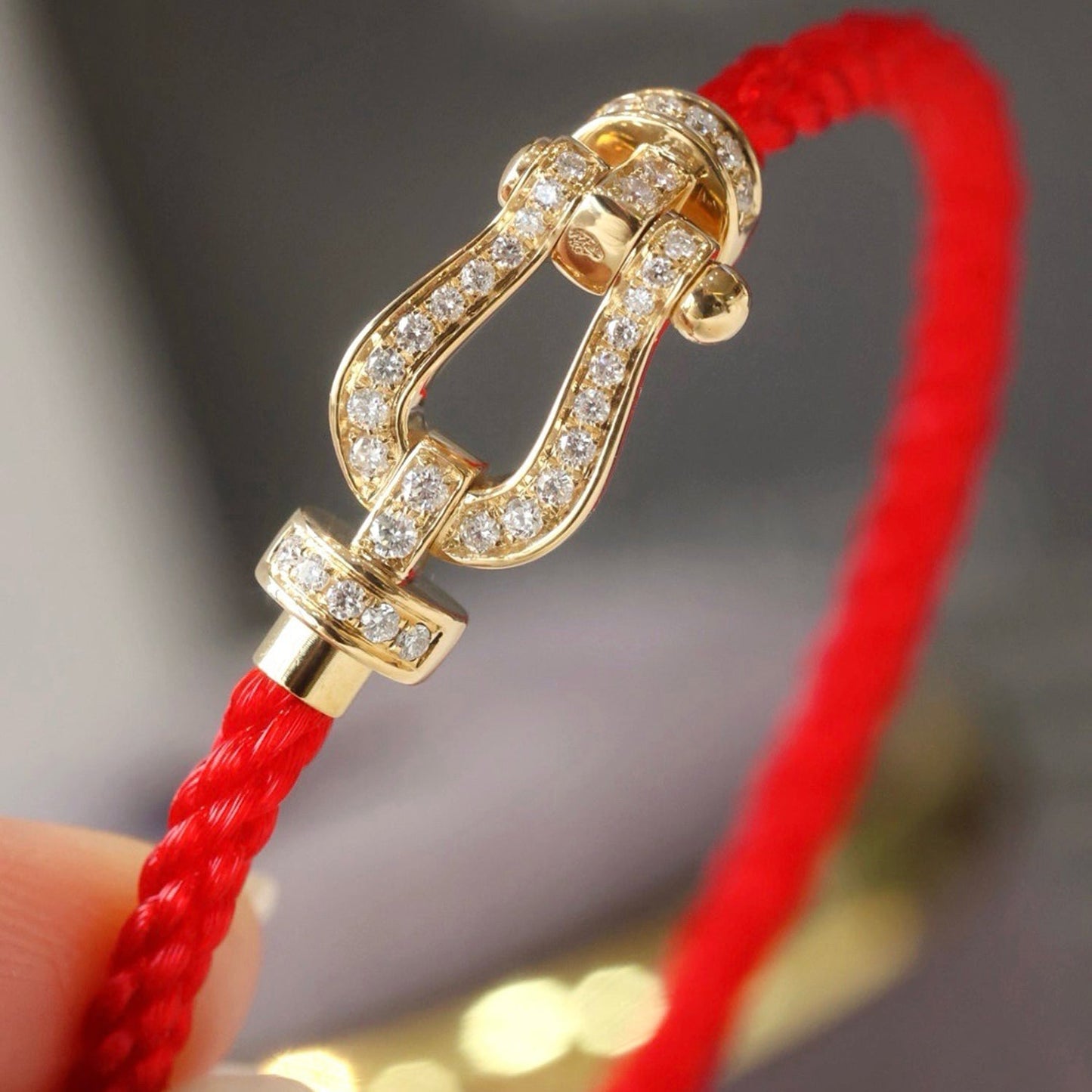 [AURORA]FORCE LARGE HORSESHOE FULL DIAMOND BRACELET GOLD