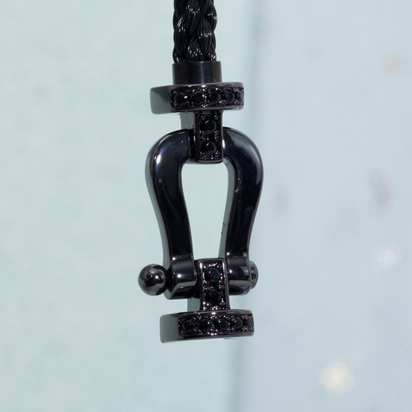 [AURORA]FORCE LARGE SERIES HORSESHOE BLACK SAMURAI BRACELET