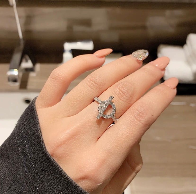 [AURORA]ECHAPPEE RING SILVER DIAMOND