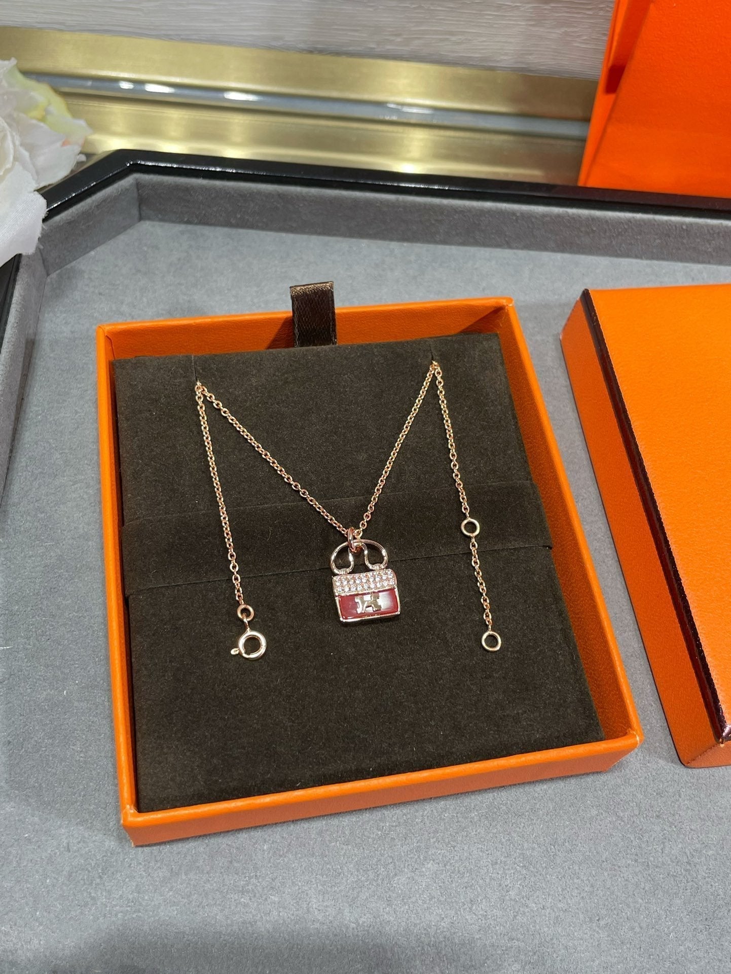 [AURORA]H CIRCE MOISSANITE PENDANT NECKLACE GOLD