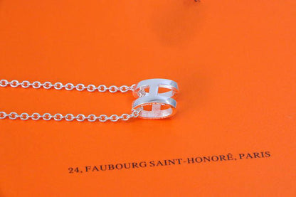 [AURORA]HM NECKLACE H LETTER OVAL SERIES