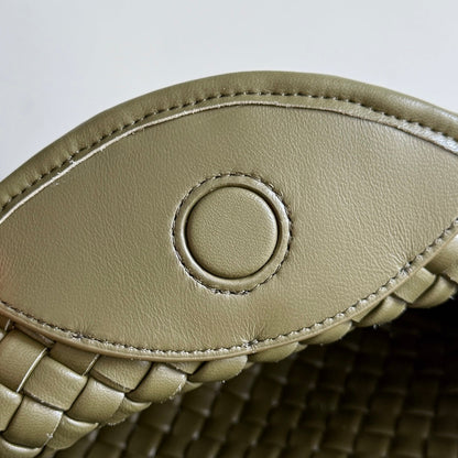 BOTTEGA VENETA 25S COBBLE BAG 23 IN ARMY GREEN CALFSKIN
