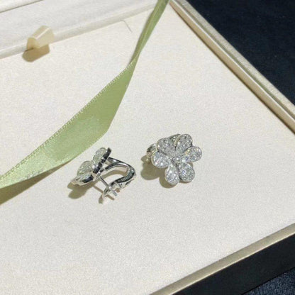 [AURORA]FRIVOLE SILVER FLOWER DIAMOND EARRINGS