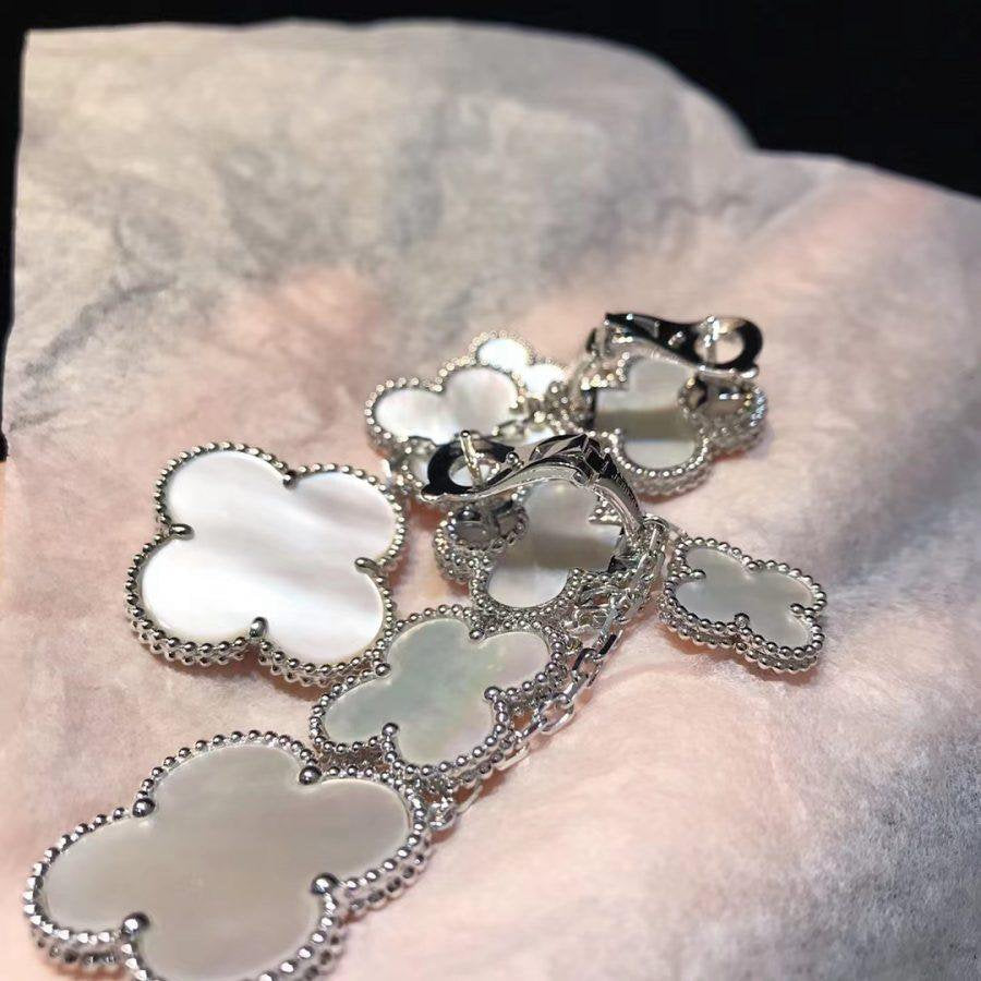 [AURORA]CLOVER EARRINGS WHITE MOP 4 MOTIFS SILVER